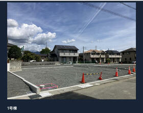 山梨県甲斐市篠原