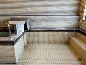 エスカール岩井