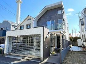 東京都世田谷区成城８丁目