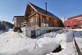 長野県下高井郡野沢温泉村大字前坂