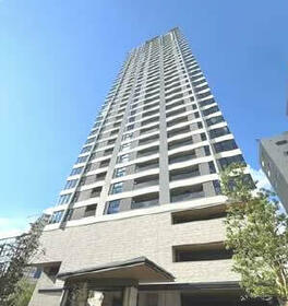 大阪府大阪市北区中津1丁目