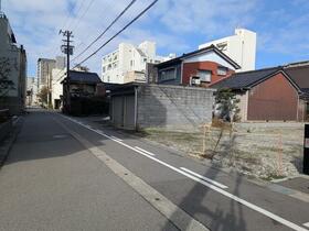 富山県富山市室町通り１丁目