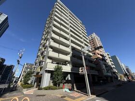 愛知県名古屋市東区泉１丁目