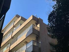 東京都港区虎ノ門３丁目