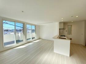 神奈川県横浜市中区山元町３丁目