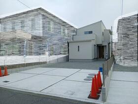 奈良県大和高田市西三倉堂１丁目