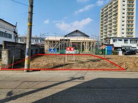 秋田県秋田市南通亀の町