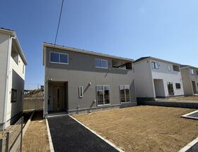 千葉県富里市七栄