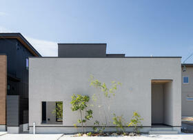 富山県射水市本開発