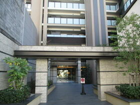 レーベル葵人宿町　ＣＲＯＳＳ　ＣＯＵＲＴ　９階