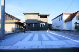 福岡県遠賀郡岡垣町鍋田１丁目