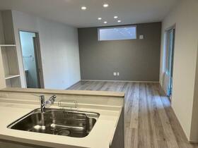 石川県金沢市元菊町