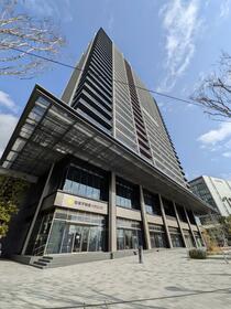 兵庫県神戸市中央区新港町