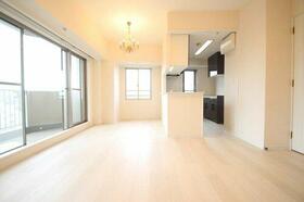 東京都新宿区上落合２丁目