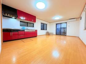 京都府京都市中京区三条通油小路下る三条油小路町