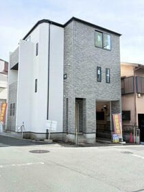 神奈川県横浜市南区西中町３丁目