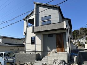 神奈川県横須賀市久里浜台１丁目