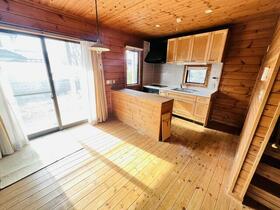 栃木県小山市大字粟宮