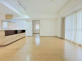 福岡県小郡市小板井