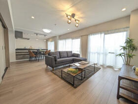 愛知県名古屋市昭和区川名山町１丁目