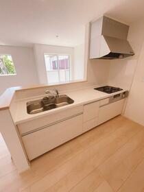 東京都八王子市大和田町７丁目