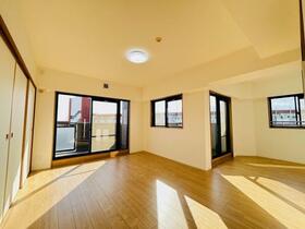 サーラ・グリーン惟信町　７０１