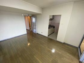 朝日プラザ松原Ｄ棟