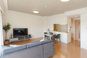 ポレスター稲永