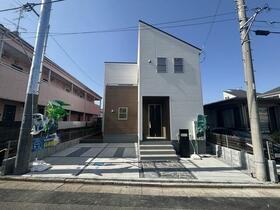 埼玉県三郷市早稲田７丁目