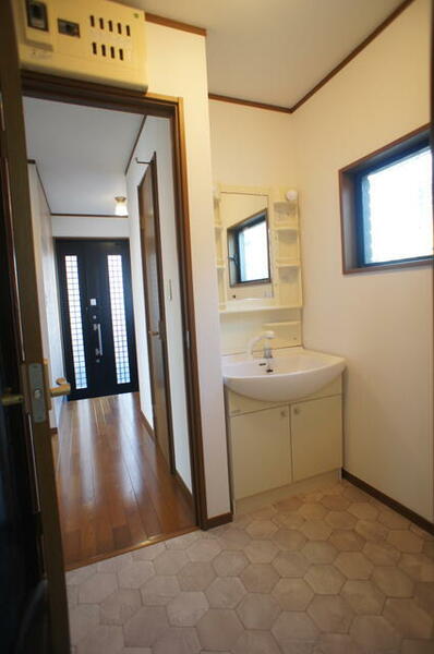 detached 東京都武蔵村山市伊奈平６丁目

地図を見る