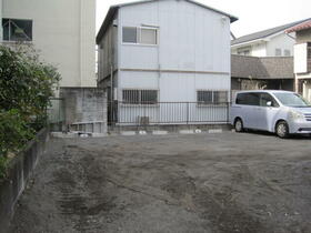 東京都八王子市元横山町２丁目