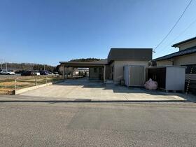 福島県郡山市安積町成田字漆山