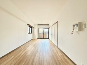 福岡県福岡市南区三宅２丁目