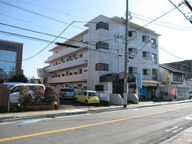 静岡県三島市東本町１丁目