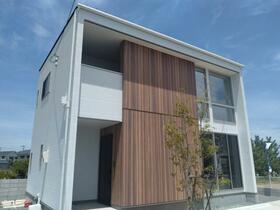徳島県阿南市羽ノ浦町岩脇紫衣池