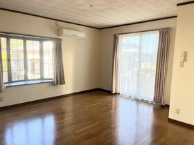 鹿児島県姶良市西姶良１丁目