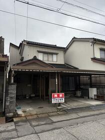 富山県高岡市野村