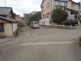 石川県金沢市石引２丁目