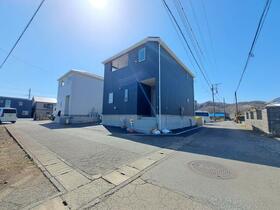 神奈川県愛甲郡愛川町中津