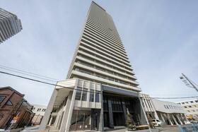 北海道札幌市西区八軒一条西１丁目