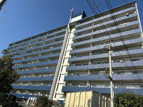 福岡県北九州市小倉北区日明４丁目