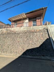 神奈川県横浜市泉区白百合１丁目