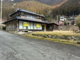 兵庫県宍粟市一宮町深河谷