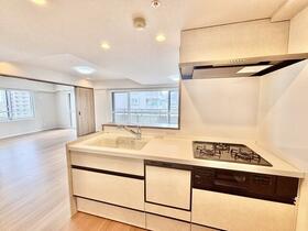 北海道札幌市中央区南十三条西２１丁目