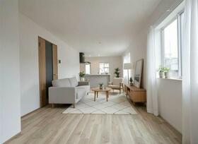 福岡県那珂川市王塚台３丁目