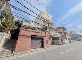 東京都中野区上高田１丁目