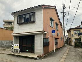 富山県高岡市東下関