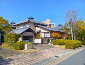 兵庫県三田市学園６丁目