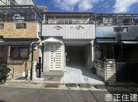 大阪府八尾市本町７丁目