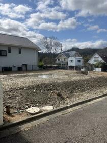 徳島県徳島市上八万町しらさぎ台